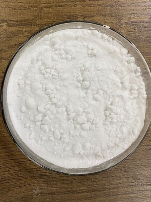 Άσπρη σκόνη Benzocaine 94-09-7 για το μεσάζοντα